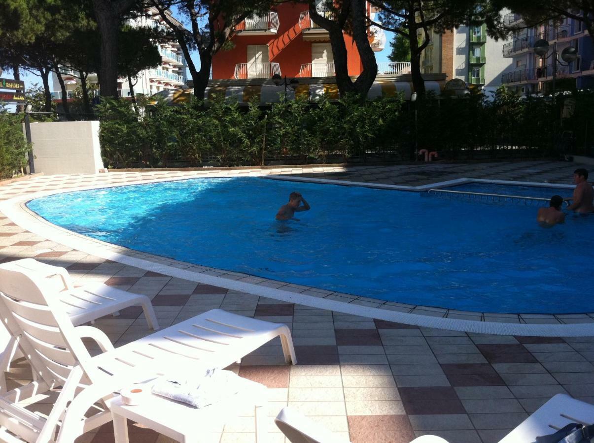 Residence Ipanema - Walterigato Apartments Solo Per Famiglie Lido di Jesolo Exterior foto